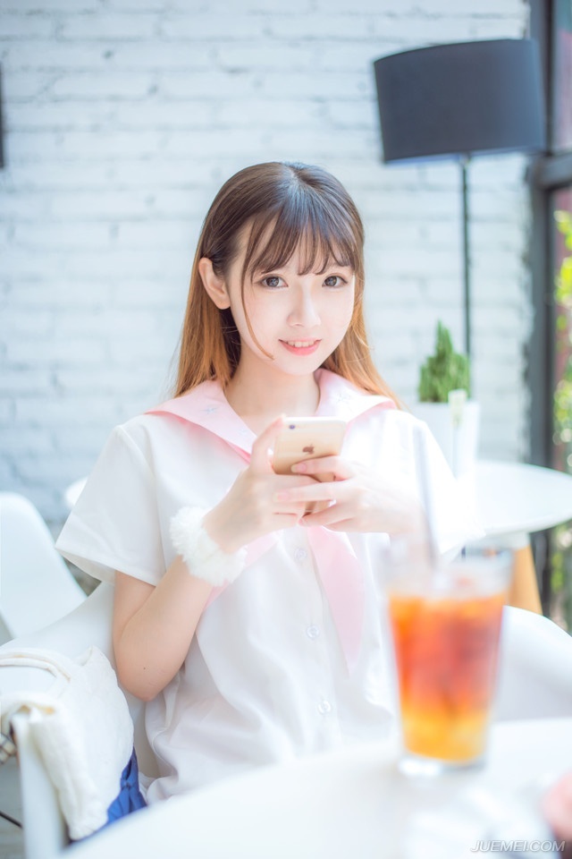 我可以笑着把面子给你，但是你不要拿我的面子放荡自己。行也是你，不行也是你，我用事实告诉你!